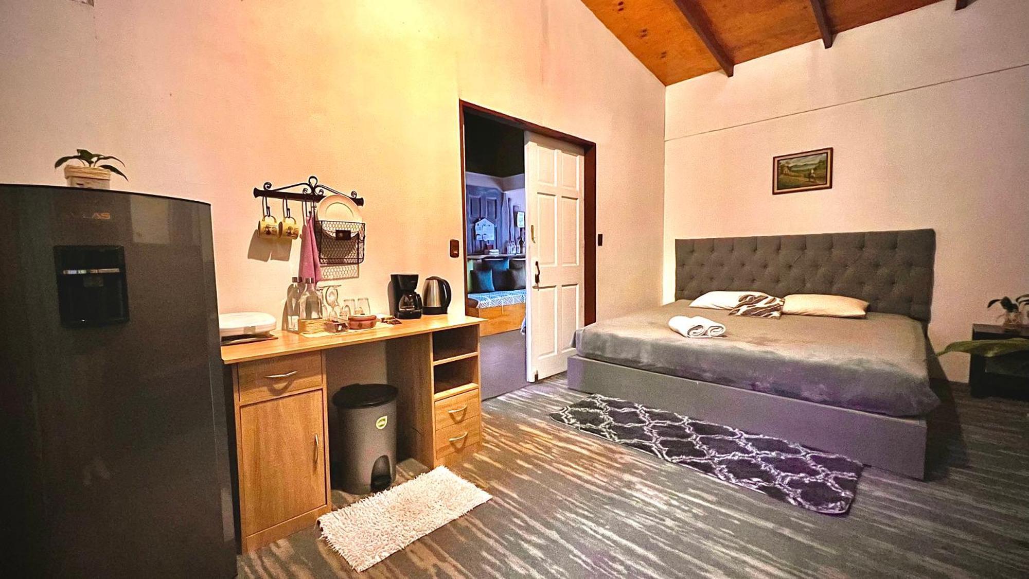 Bed and Breakfast Chillout House à Monteverde Extérieur photo